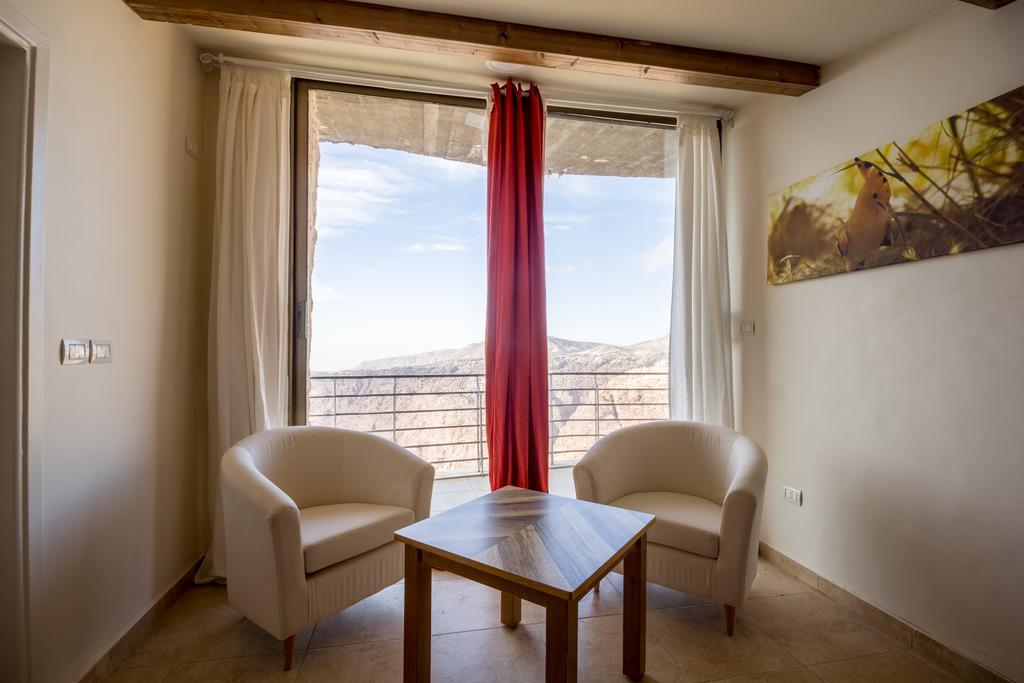 Dana Guesthouse Экстерьер фото